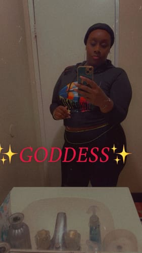Customer photo review of Eternal Green Tie On Waist Beads