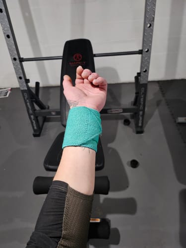 Customer photo review of Stiff Wrist Wraps - Teal - USPA & IPF Approved