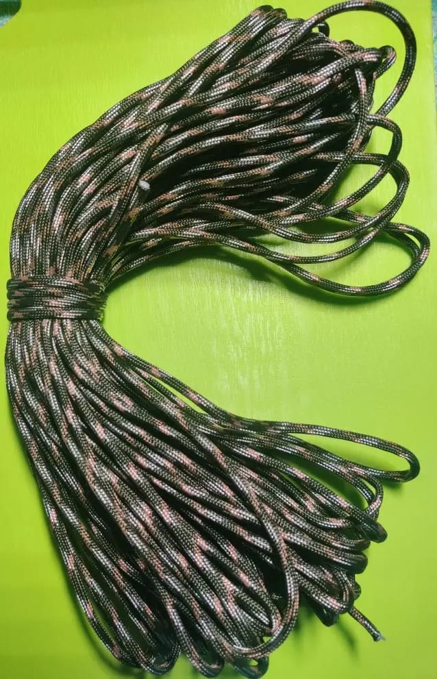 Customer photo review of 9-Core Paracord – Robustes Überlebensseil