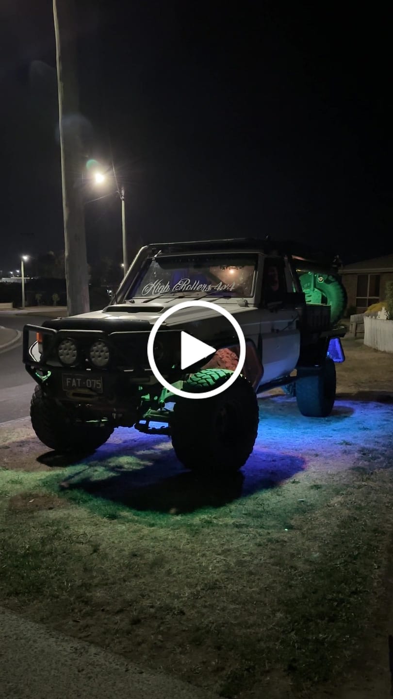 Customer video review of Chasing RGB Rock Lights - 8 Pack