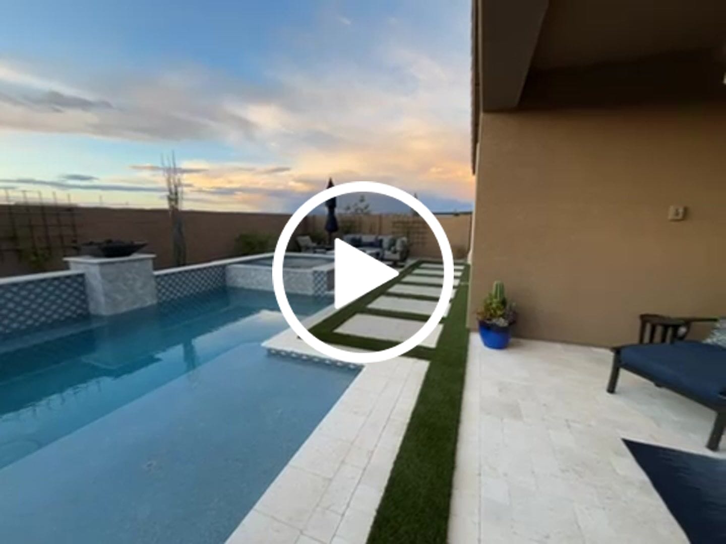Customer video review of Bath Towel Rack