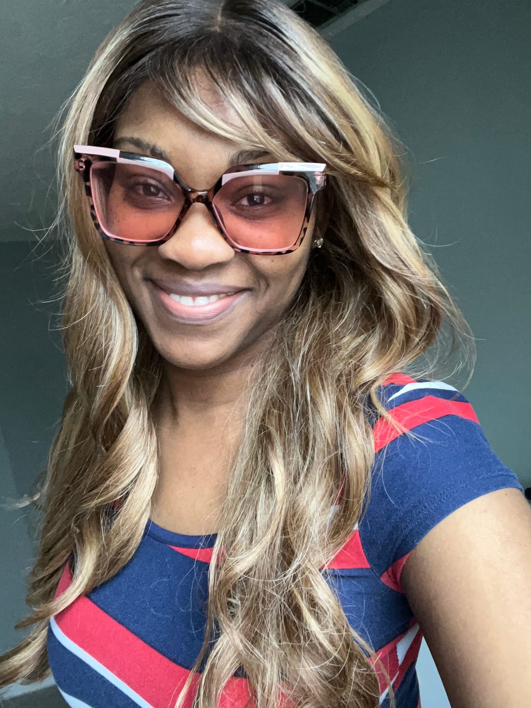 Customer photo review of Outre Melted Hairline Glueless HD Lace Front Wig - MATILDA - Pre-Styled Bangs