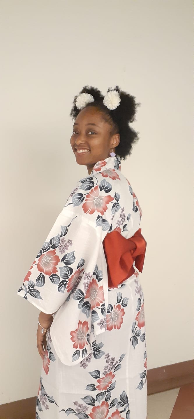 Customer photo review of Yukata Kimono - Red Camellia Flowers in White (Style #2590)