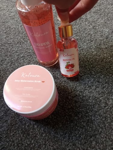 Customer photo review of Pretty V combo