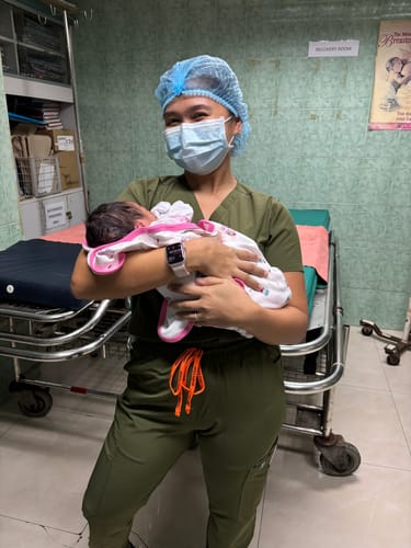 Customer photo review of 4-Pocket MoveTech® Scrub Top - Women / Forest Green