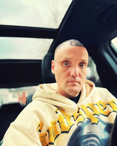 Customer photo review of Godspeed Alexa Hoodie Washed Bone