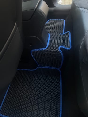 Customer photo review of Dywaniki samochodowe na zamówienie - Przód i tył