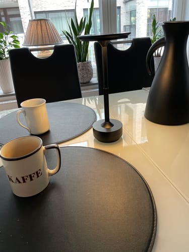 Customer photo review of Bordslampa Iron - Portabel - Batteridriven 4000 mAH