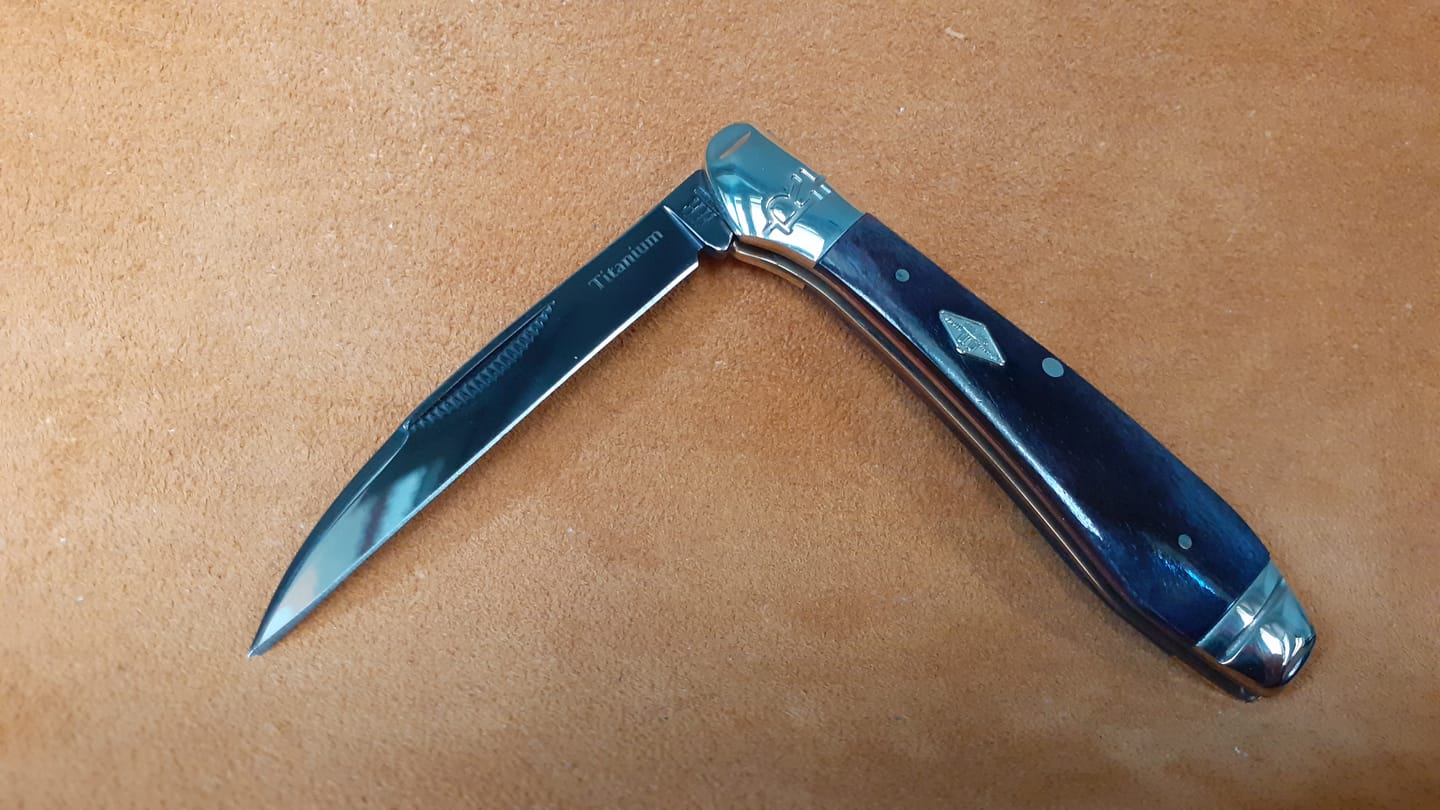 Customer photo review of Wharncliffe - Black Titanium