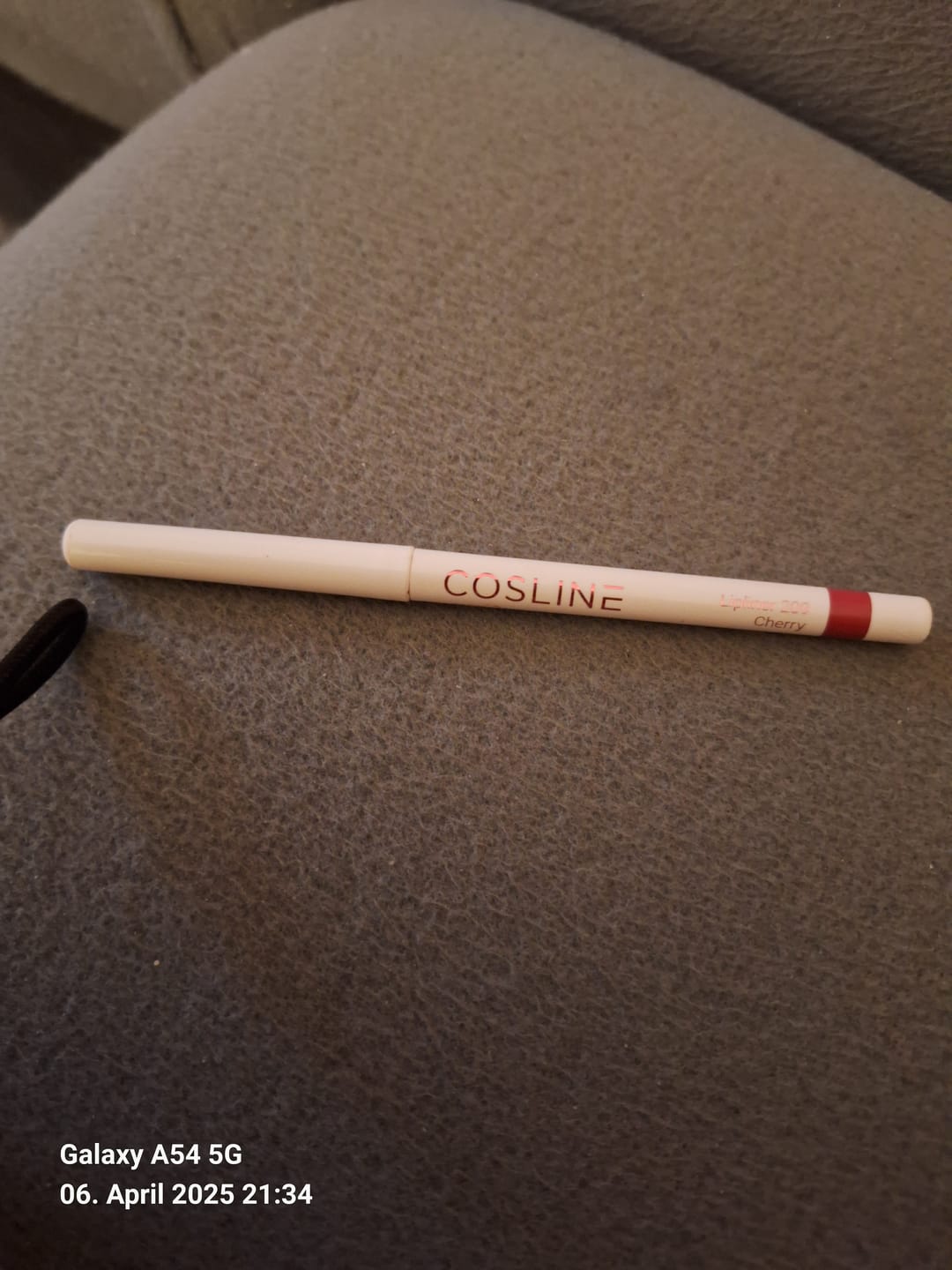 Customer photo review of 209 - Lipliner Cherry