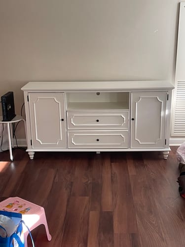 Customer photo review of Flycity Farmhouse TV Stand with Storage Cabinets for 75 Inch TV