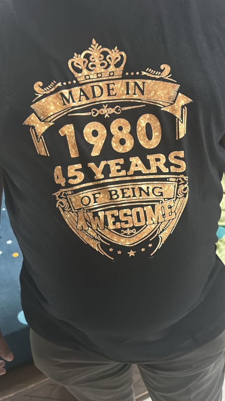 Customer photo review of MADE IN 1980 45 YEARS OF BEING AWESOME PREMIUM QUALITY CLASSIC T-SHIRT