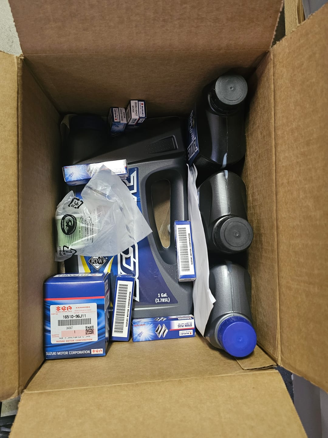 Customer photo review of Suzuki ECSTAR Marine Oil 10W-40 V7000 (Gallon)