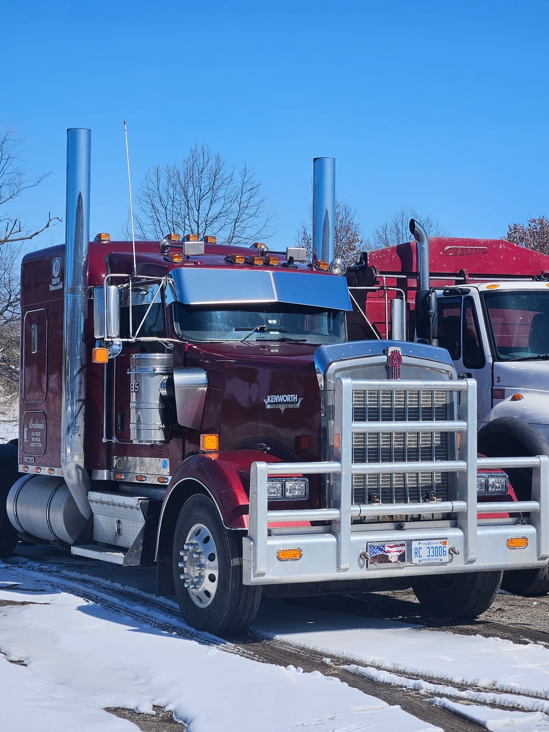 Customer photo review of Rollin Low "Left Lane" 14 guage Kenworth Visor 13x11" Bowtie- #2026