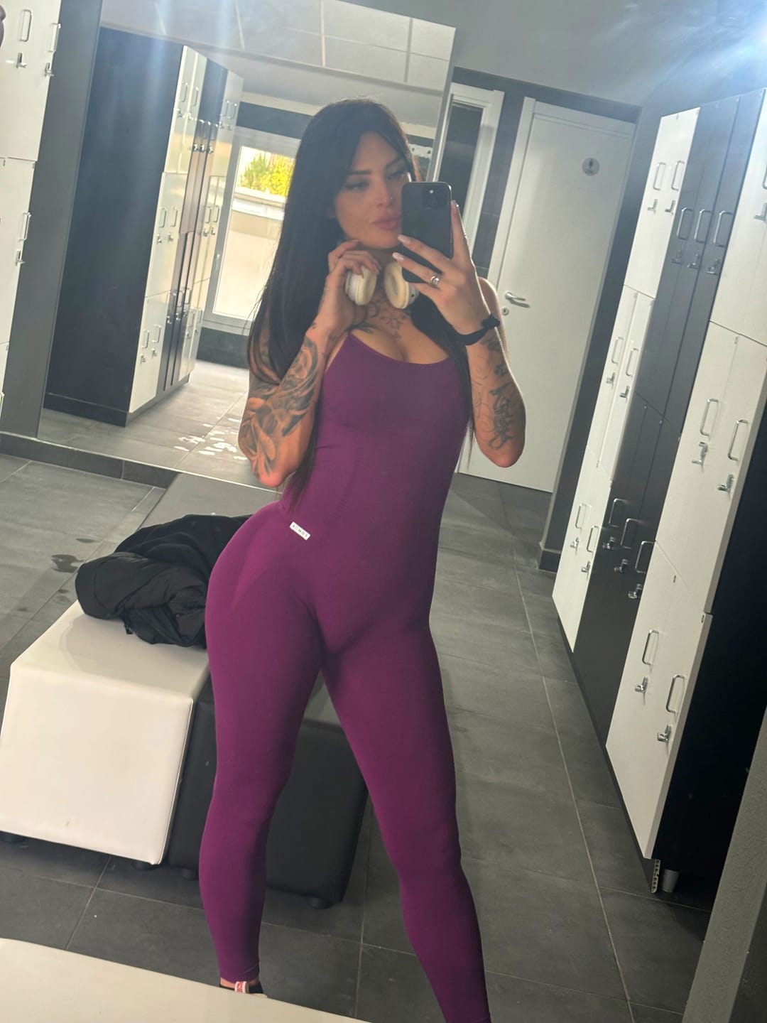 Customer photo review of Jumpsuit Lunga Teti Bretelline Dark Purple