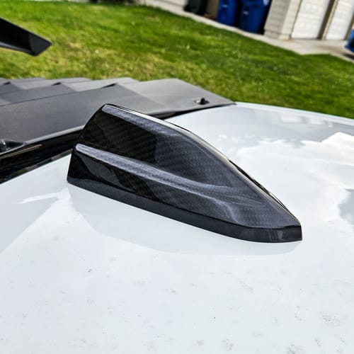 Customer photo review of 2020+ Camaro Carbon Fiber Shark Fin Antenna Cover