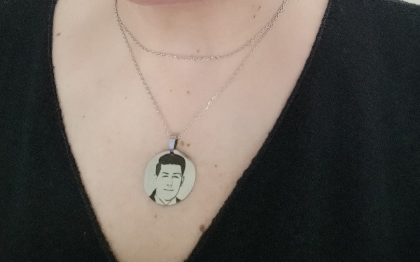 Customer photo review of Collana Cerchio Con Foto Personalizzata