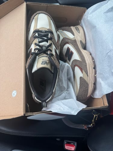 Customer photo review of New Balance 530 Dark Mushroom/Incense/Linen MR530SNC