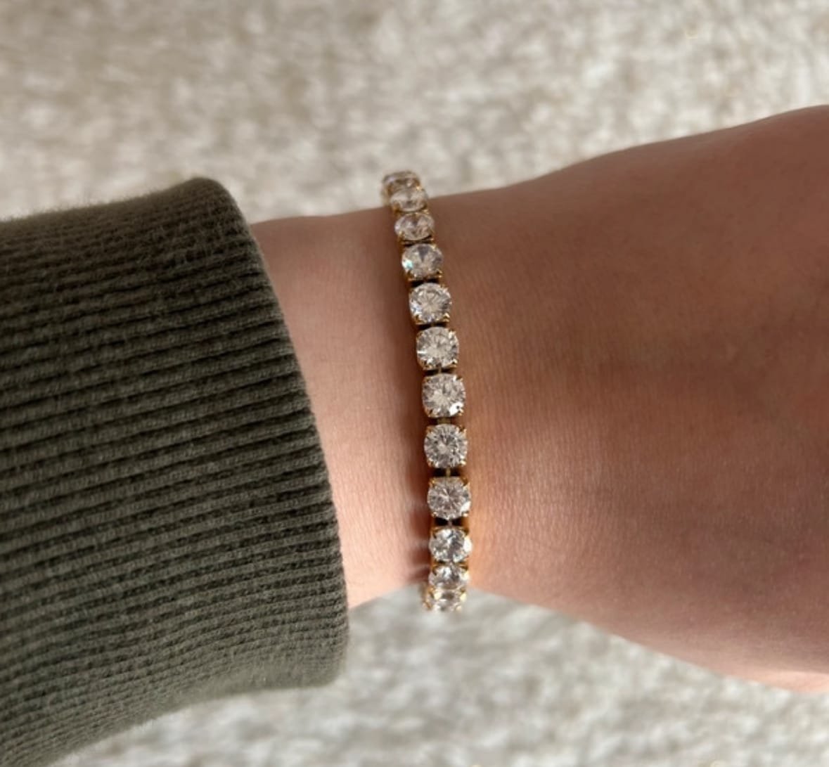 Customer photo review of Tennis Armband | 18K vergoldet