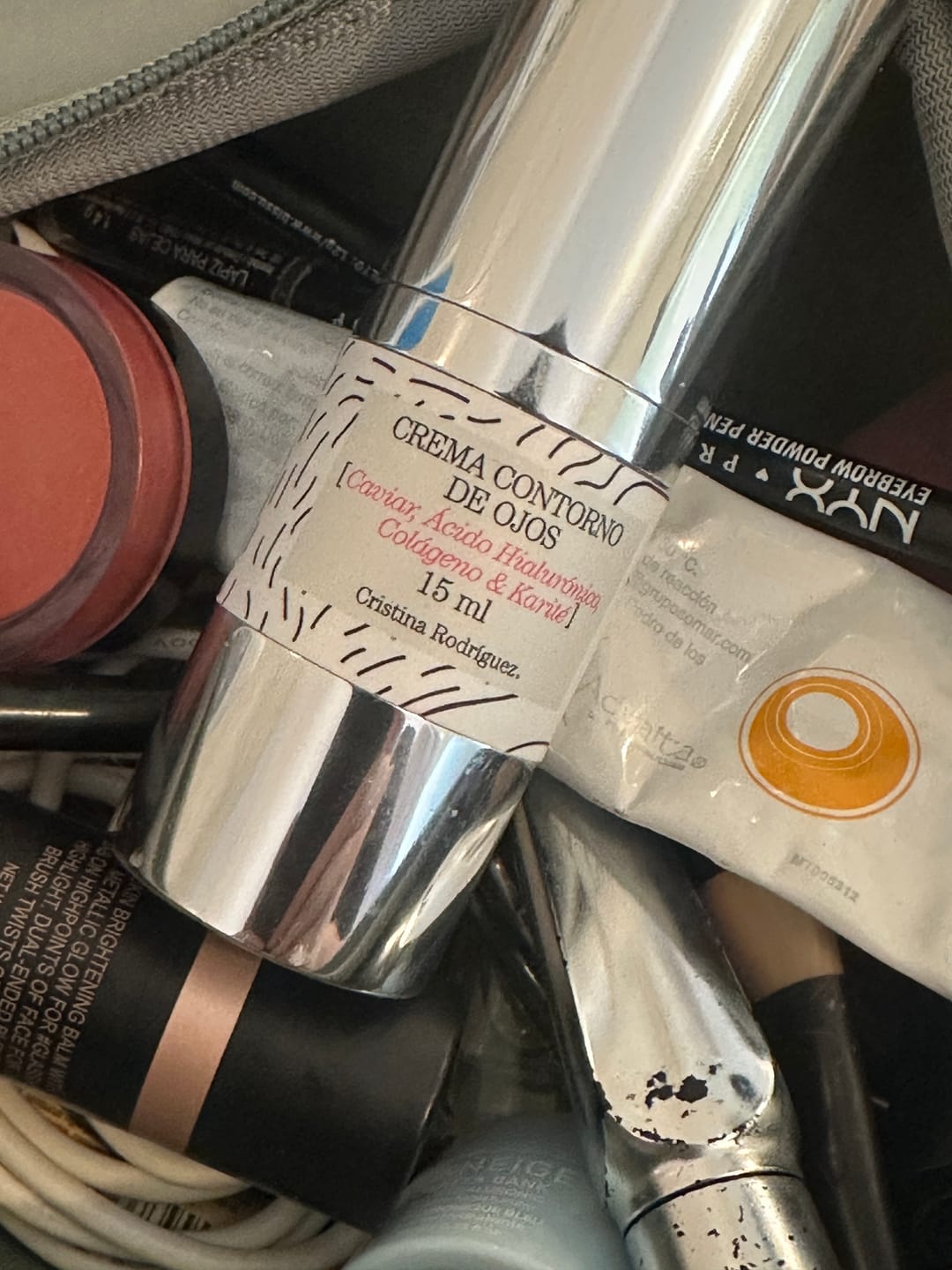 Customer photo review of Crema Contorno de Ojos