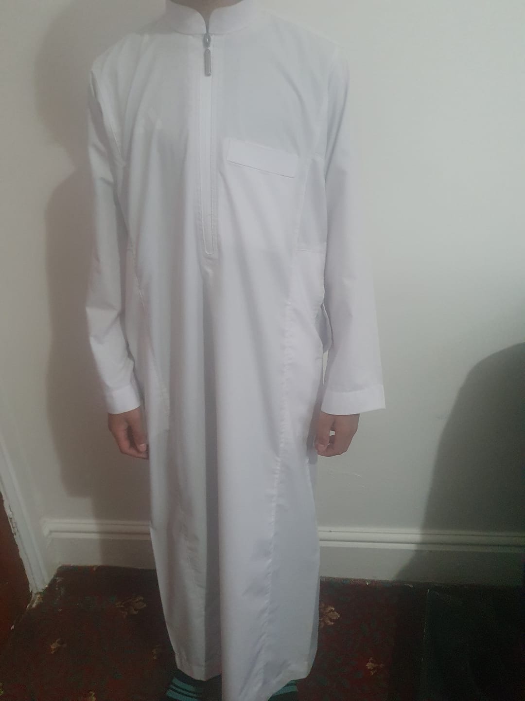 Customer photo review of White Boys Plain Zip Thobe