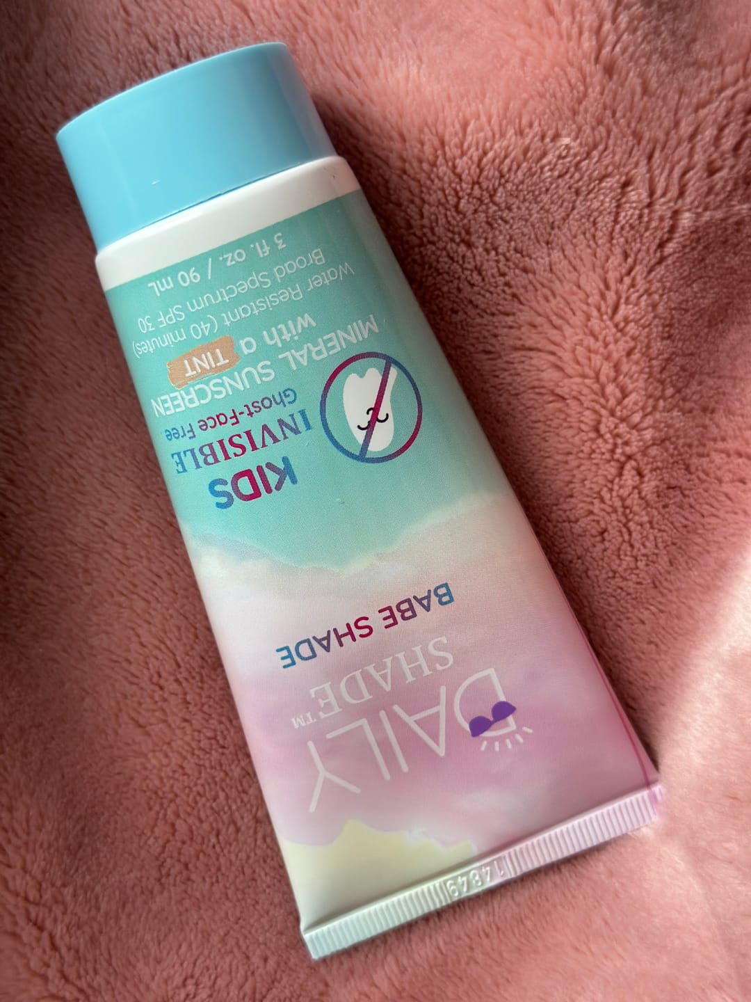 Customer photo review of DAILY SHADE: Babe Shade
