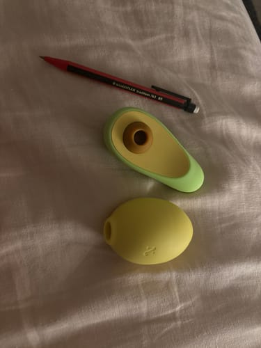 Customer photo review of Lem Clitoral Massager