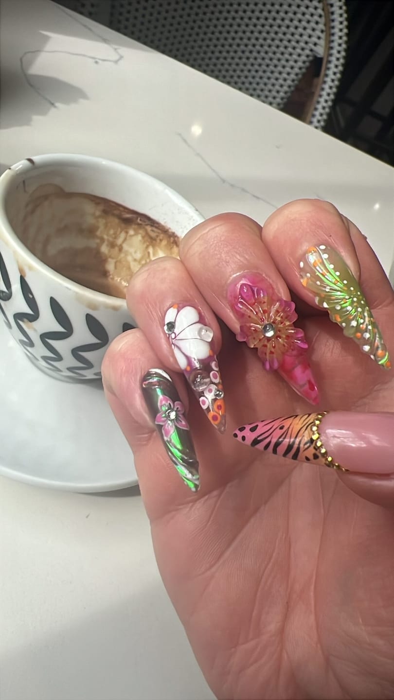 Customer photo review of Jungle Mirage