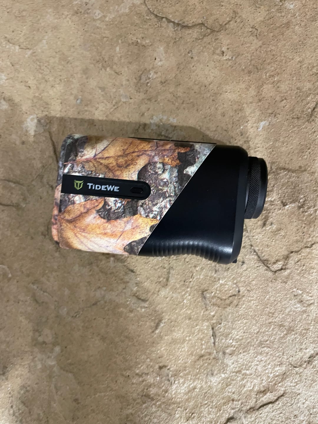 Customer photo review of TideWe Camo Deer Hunting Rangefinder 700/1000Y Laser Range Finder