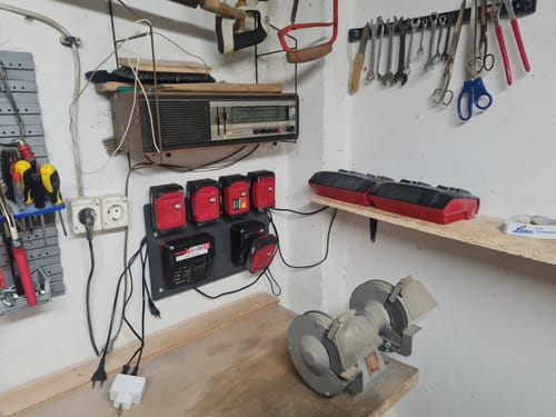 Customer photo review of Wandhalterung für Einhell Akkus & Ladegeräte