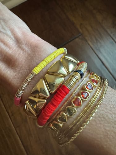 Customer photo review of Twin Flame Rainbow Heart Bracelet