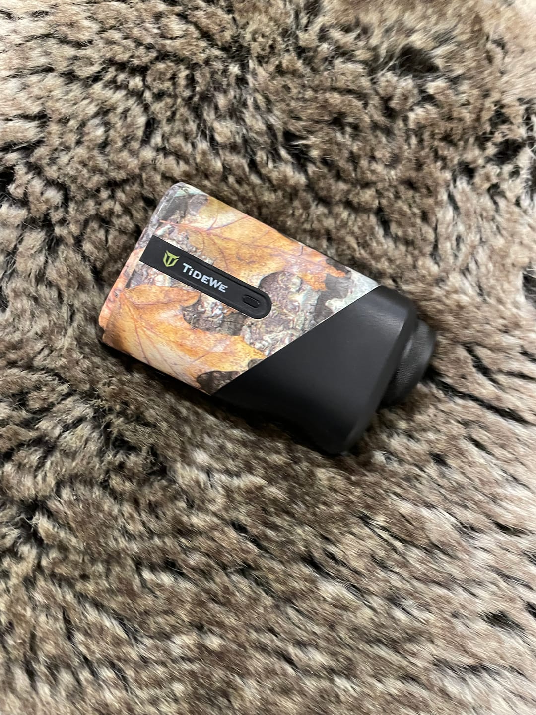 Customer photo review of TideWe Camo Deer Hunting Rangefinder 700/1000Y Laser Range Finder