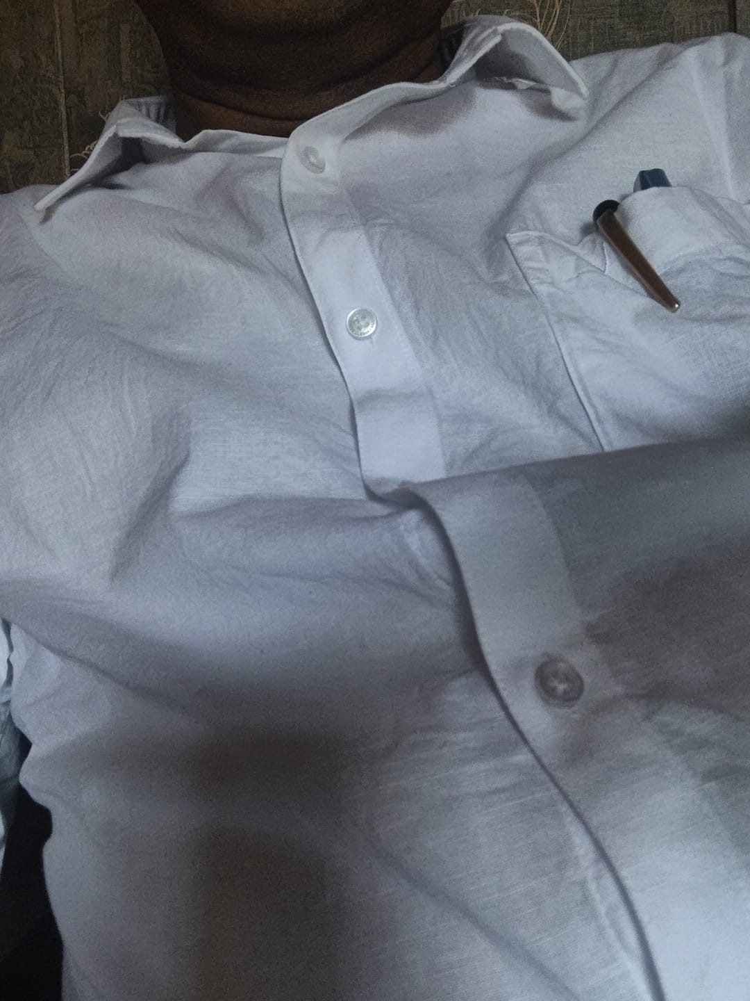 Customer photo review of Amsler - 100% Cotton Slub Formal White Shirt Pack Of 2 Combo For Men | Uathayam