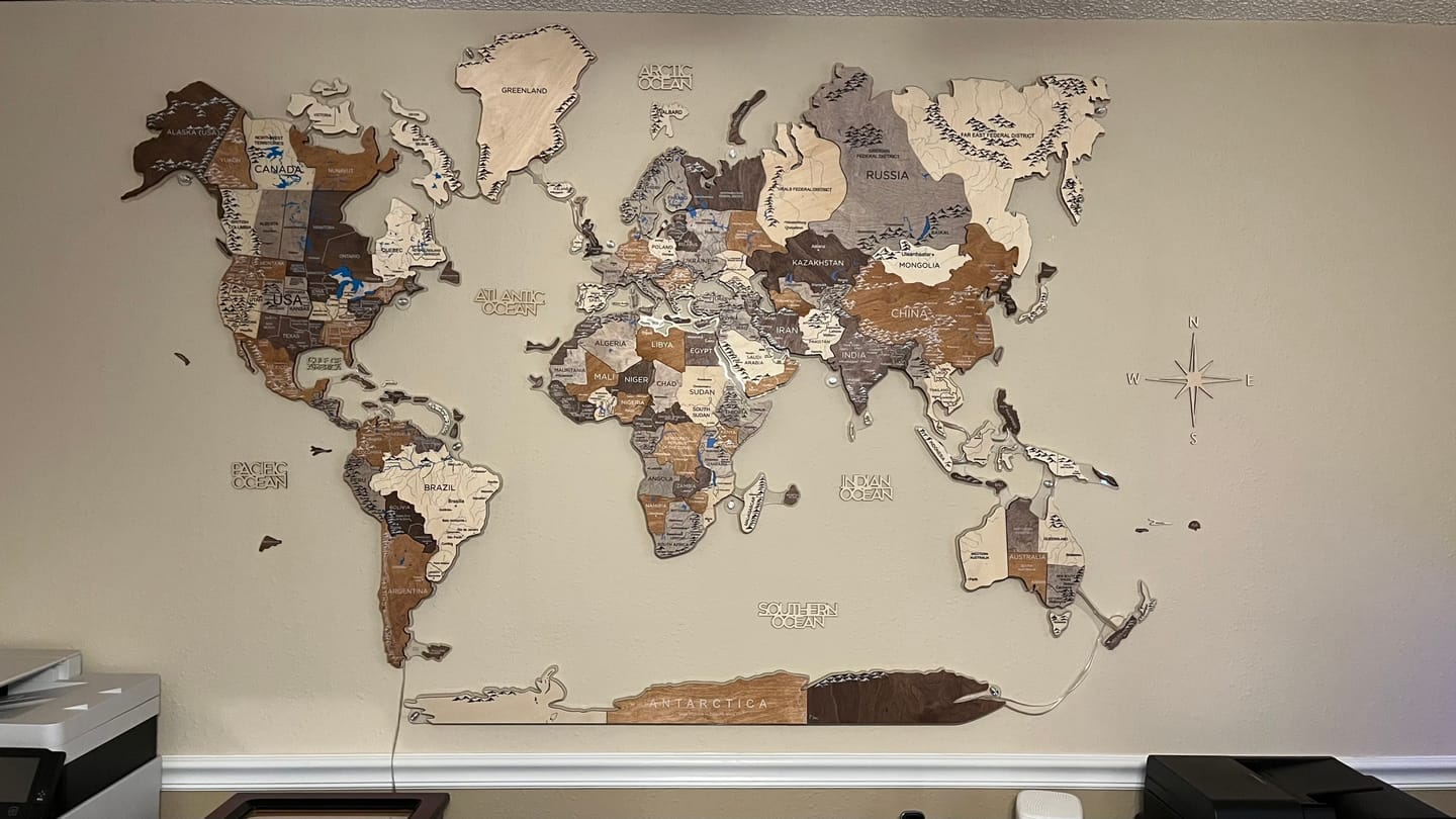 Customer photo review of 3D LED Wooden World Map 2.0 (with acrylic background)