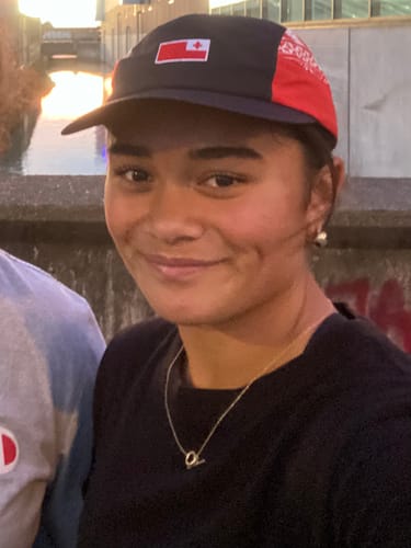 Customer photo review of Tonga Classic Sports Lid