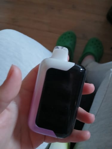 Customer photo review of SMOK Spaceman - SP40000 - 40000 Bouffées - 2% de nicotine - Puff Jetable / Vape Disposable