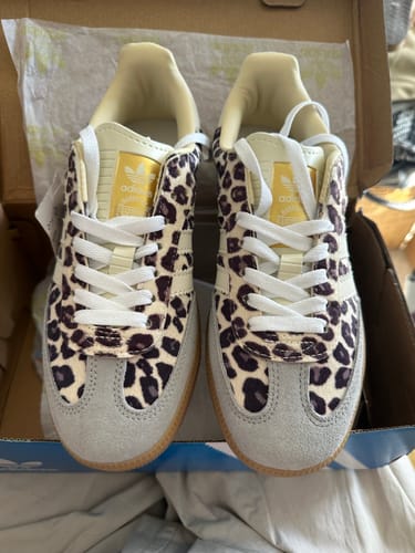Customer photo review of Adidas Samba Leopard