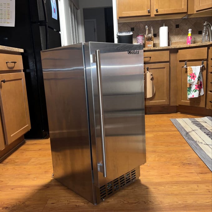 Customer photo review of Coolski 15" W Commercial Under Counter Ice Maker Machine, 80 Lbs/Day