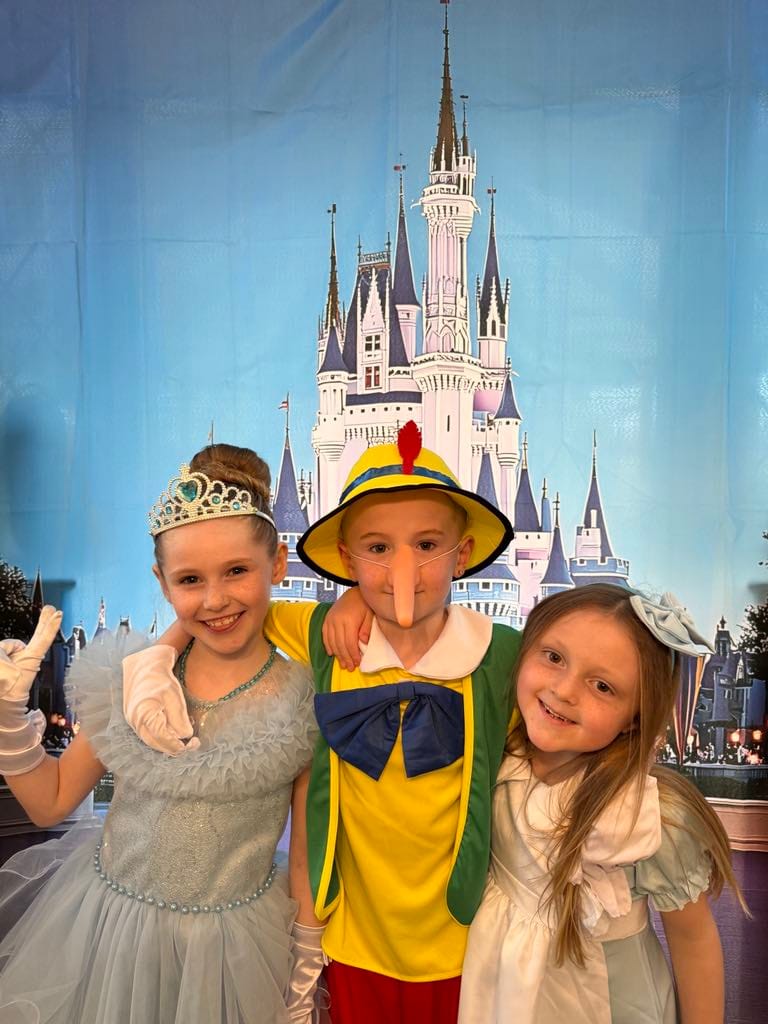 Customer photo review of Kids Murder Mystery Game Kit - Mystery of the Magic Pencil