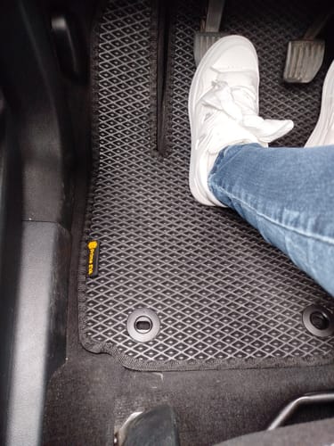 Customer photo review of Dywaniki samochodowe na zamówienie - Przód i tył