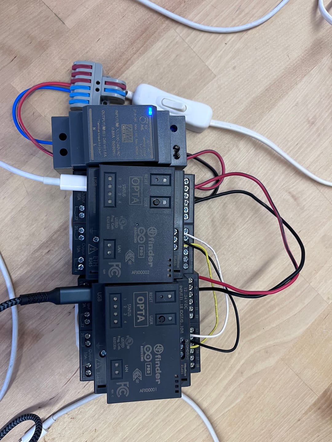 Customer photo review of Arduino Pro Opta Ext A0602