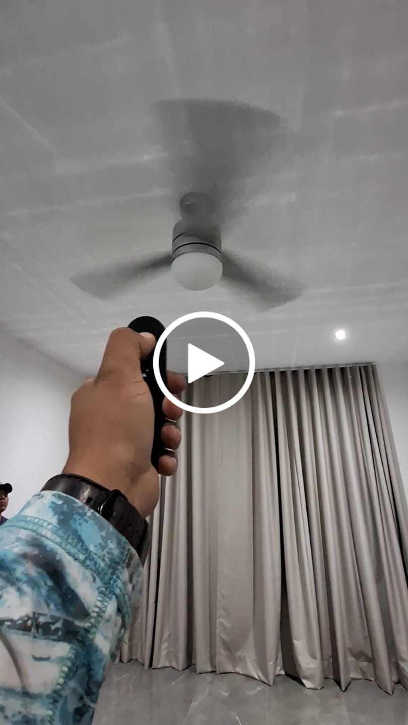Customer video review of Ventilador de Techo Aker Exterior con Luz 52 pulgadas