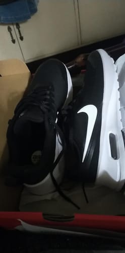 Customer photo review of Nike Women's Air Max Nuaxis Casual Shoes