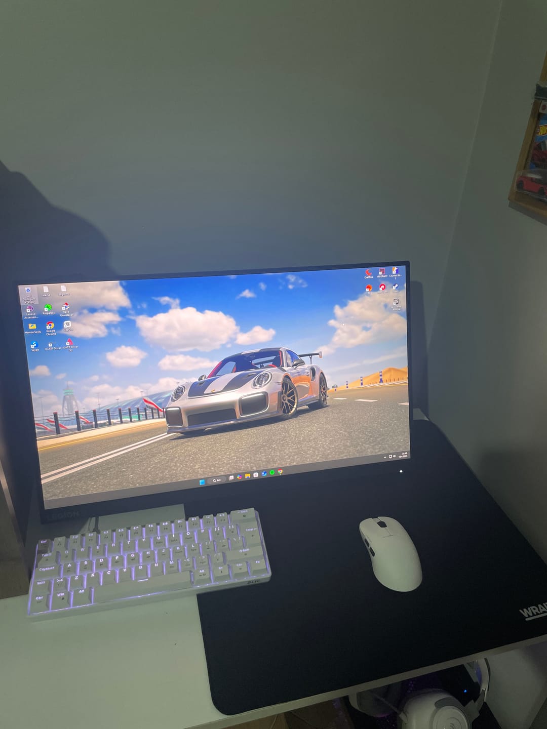 Customer photo review of Wraith Litepad Mousepad