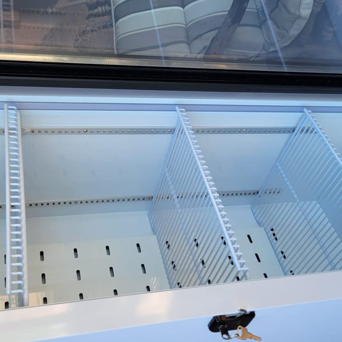 Customer photo review of Commercial Display Merchandiser Refrigerator Glass Door, 9.0 cu ft Upright Drink Beverage Cooler with LED Light Adjustable Shelves Lock Key Frost-free for Shop, Cafe, Restaurant, ETL Listed