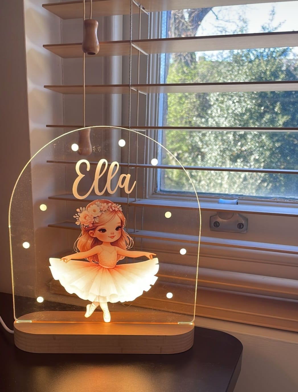 Customer photo review of Ballerina Nachtlicht mit eigenem Namen
