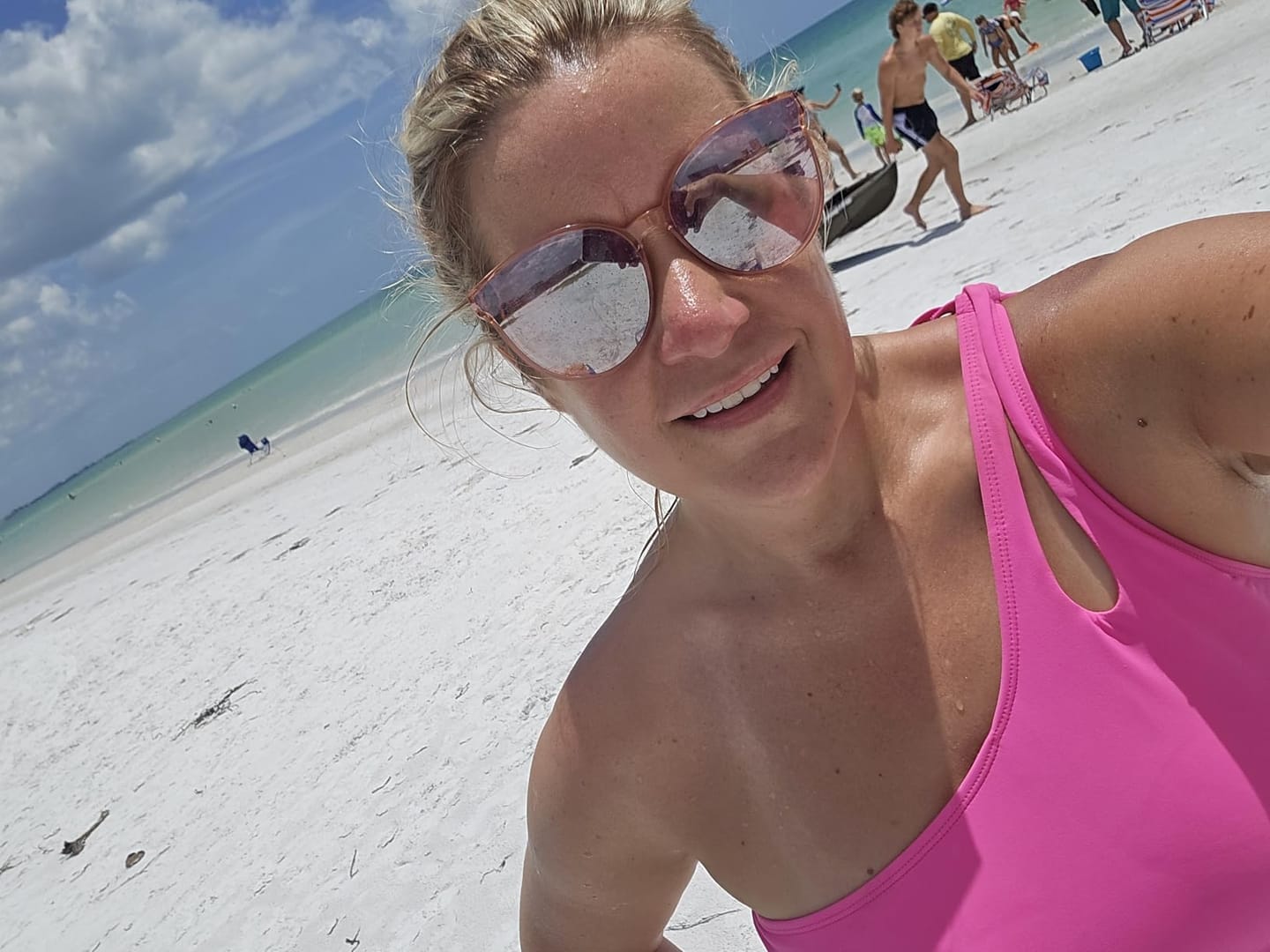 Customer photo review of Emoswimsuit - One Shoulder One Piece Swimsuit for Women Tummy Control Bathing Suits