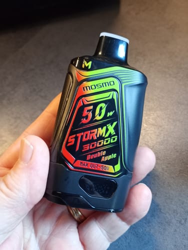 Customer photo review of Mosmo - Storm X 30000 - Black Edition - Puff Jetable / Vape Disposable 2% Nicotine