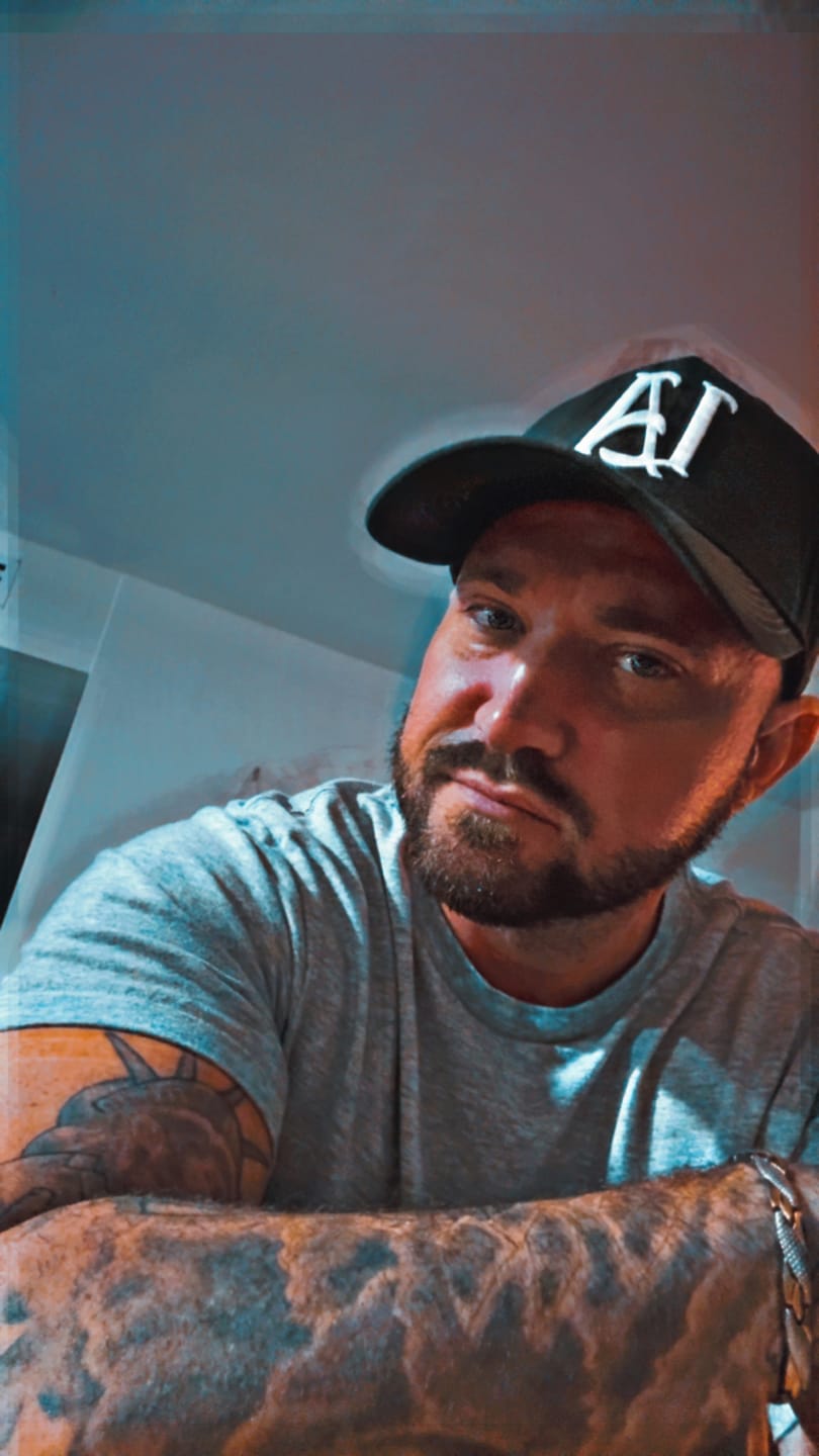 Customer photo review of 920 A-Frame LA Snapback Hat 2.0