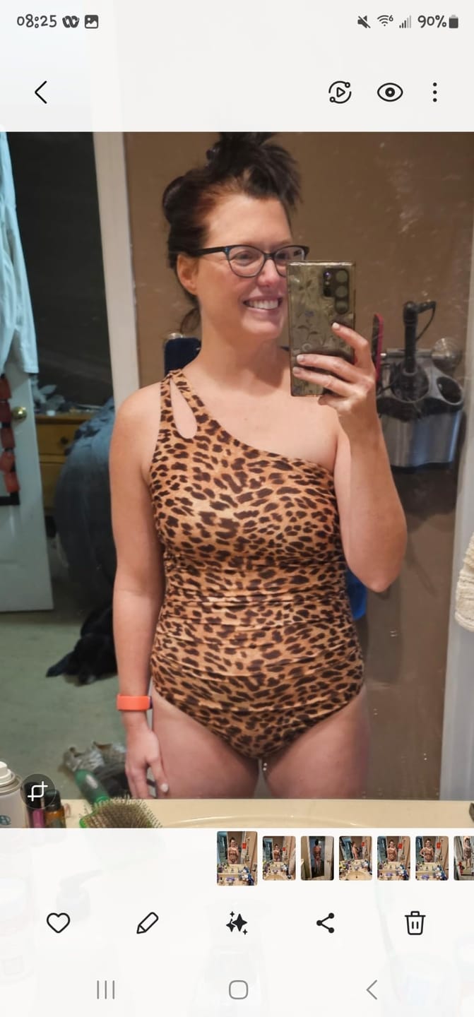 Customer photo review of Emoswimsuit - One Shoulder One Piece Swimsuit for Women Tummy Control Bathing Suits